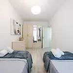 Bllok Moni Resilience 2bedr Terrace Appartement Tirana
