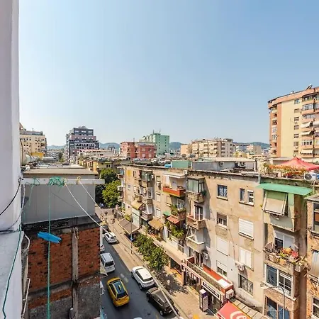 Bllok Moni Resilience 2bedr Terrace Lägenhet Tirana