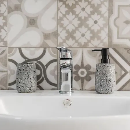 아파트 Bllok Moni Resilience 2bedr Terrace *